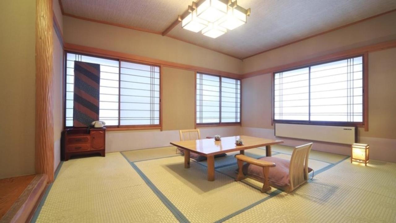 Hinokitei Bokusui Hotel Kusatsu  Exterior photo